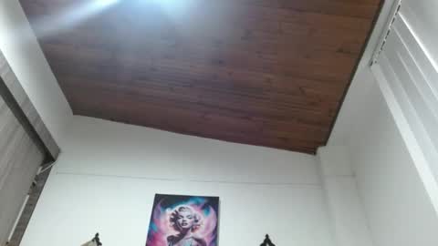 Crystal Blaze online show from 03.04.26