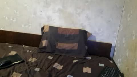 Crystallax online show from 03.12.26