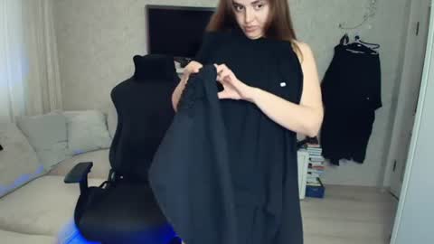 Snapshot of crystalemily chatting on 06.12.26 crystalemily online show from 06.12.26