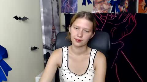 Snapshot of crystalgirl__ chatting on 07.18.26 Stella online show from 07.18.26