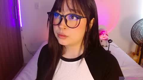 Olivia  online show from 06.04.26