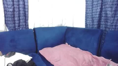 Snapshot of crystaljes chatting on 02.11.25 crystaljes online show from 02.11.25