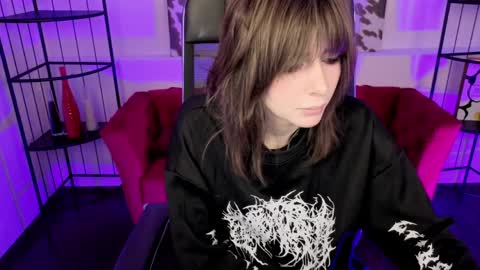 crystallbloom online show from 04.01.26