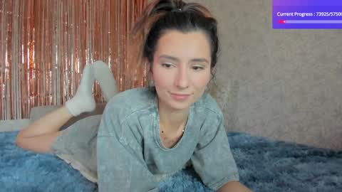 Snapshot of crystalnut chatting on 01.28.25 Maria online show from 01.28.25
