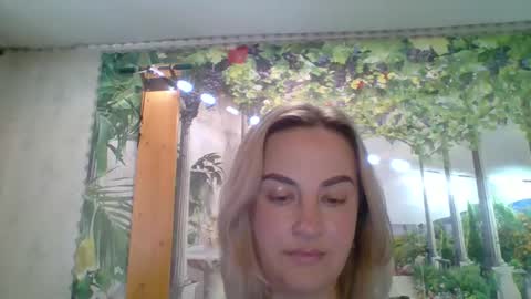 Snapshot of crystalqueen888 chatting on 03.29.26 Julianna online show from 03.29.26