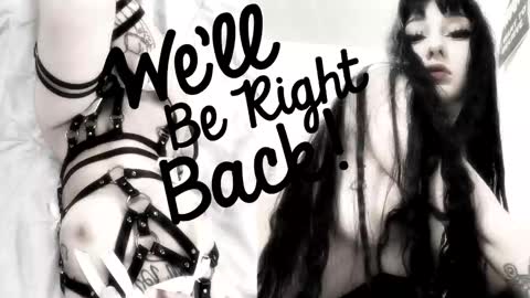 Sasha    Make me moan with patterns   good music here  online show from 02.07.26