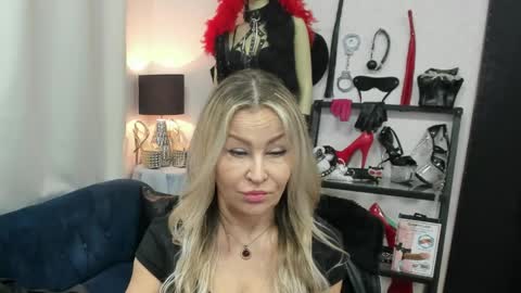 CrystalHotty online show from 04.03.26