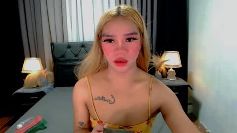 bea takashi  online show from 04.14.26