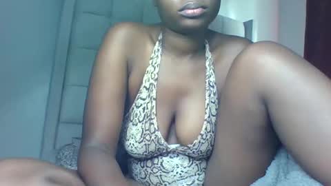 Snapshot of ctrl_cheeks chatting on 03.11.25 ctrl_cheeks online show from 03.11.25