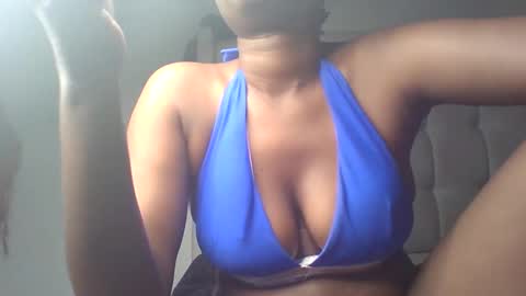 Snapshot of ctrl_cheeks chatting on 09.22.25 ctrl_cheeks online show from 09.22.25