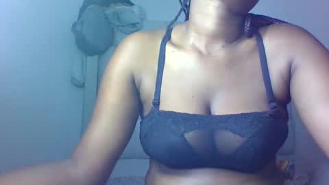 Snapshot of ctrl_cheeks chatting on 10.29.25 ctrl_cheeks online show from 10.29.25