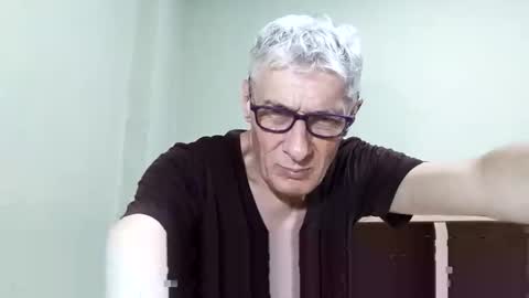 BIG UNCUT HARD COCK online show from 12.14.25