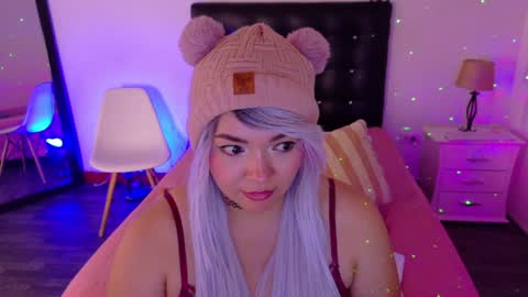 Snapshot of cuckoldlover69_ chatting on 01.18.25 cuckoldlover69_ online show from 01.18.25