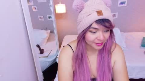 Snapshot of cuckoldlover69_ chatting on 09.26.25 cuckoldlover69_ online show from 09.26.25