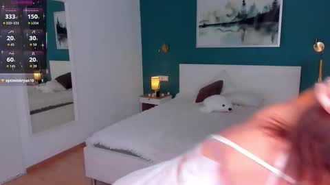 Silvia online show from 11.27.25