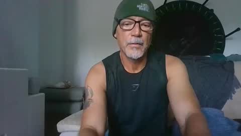 Snapshot of cum440055 chatting on 05.24.26 cum440055 online show from 05.24.26
