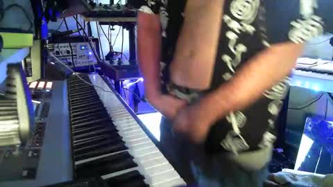 cum4me2i812 online show from 04.24.26