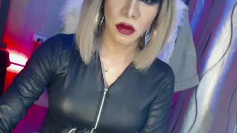 CUMMELA SLUTI online show from 06.23.26