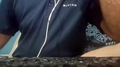 Snapshot of cumbian_chero chatting on 04.30.26 cumbian_chero online show from 04.30.26