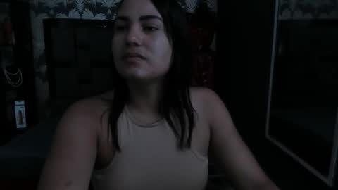 Snapshot of cumming_tiffani chatting on 09.16.25 cumming tiffani online show from 09.16.25