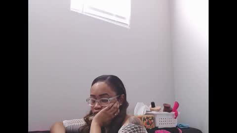 Nia Reese online show from 03.11.26