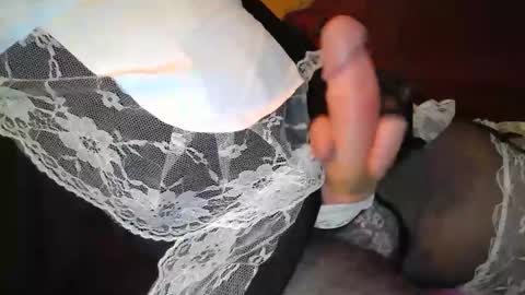 Snapshot of cumprincessscum chatting on 12.12.24 Cumprincess online show from 12.12.24