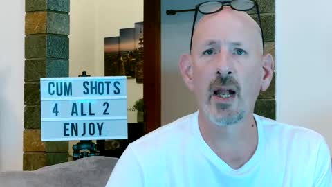 Snapshot of cumshots_n_caviar chatting on 02.25.26 Billy here and Im having my Streaming Debut today February 25th wish me luck online show from 02.25.26