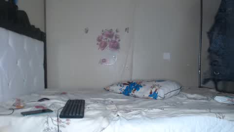 Snapshot of cumslayer19 chatting on 09.08.25 Shiiro online show from 09.08.25