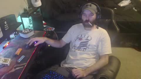 Snapshot of cumslinger2003 chatting on 01.20.25 cumslinger2003 online show from 01.20.25