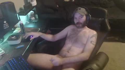 Snapshot of cumslinger2003 chatting on 02.17.25 cumslinger2003 online show from 02.17.25