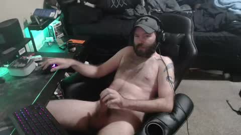 Snapshot of cumslinger2003 chatting on 10.21.25 cumslinger2003 online show from 10.21.25