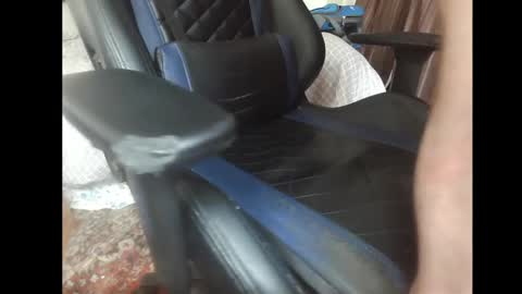 Snapshot of cumswallower42069 chatting on 04.19.26 cumswallower42069 online show from 04.19.26