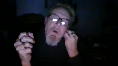 Snapshot of cunnibob chatting on 01.24.25 cunnibob online show from 01.24.25