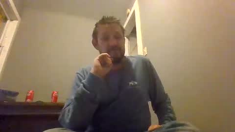 Snapshot of cuntreeboy68 chatting on 12.10.24 Bash online show from 12.10.24