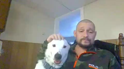 Snapshot of cuntreeboy68 chatting on 12.18.24 Bash online show from 12.18.24