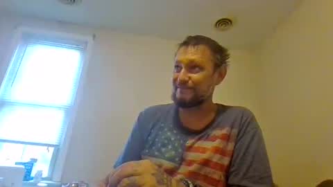 Snapshot of cuntreeboy68 chatting on 10.27.25 Bash online show from 10.27.25