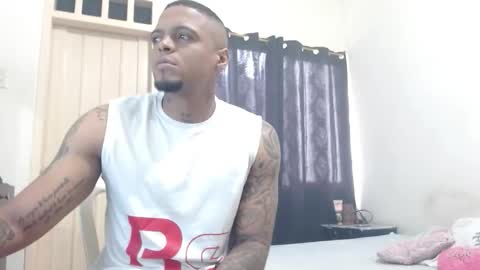 dominic and julieta... independent models online show from 11.25.25