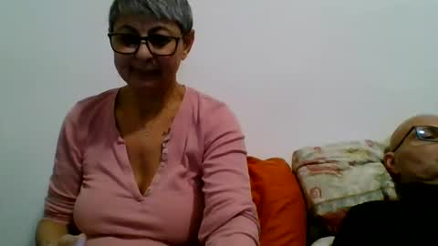 Snapshot of cuplu4346529860 chatting on 12.18.24 couple online show from 12.18.24