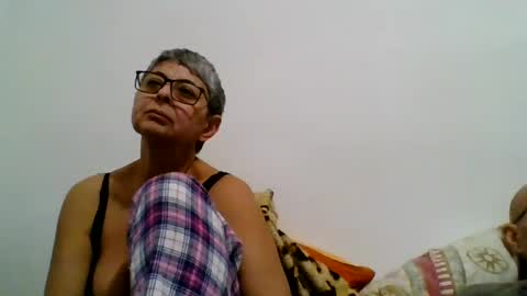 Snapshot of cuplu4346529860 chatting on 12.21.24 couple online show from 12.21.24