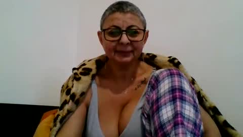 Snapshot of cuplu4346529860 chatting on 01.21.25 couple online show from 01.21.25