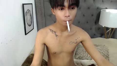 Xyrien online show from 10.26.25