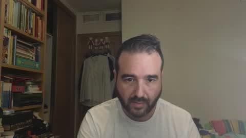 curiosillo1983 online show from 10.11.25