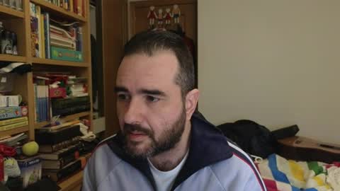 curiosillo1983 online show from 04.05.26