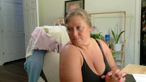 curious couple online show from 05.12.26