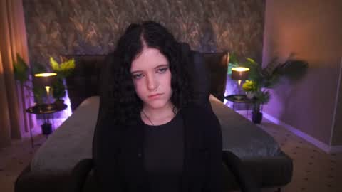 Snapshot of curly_cleo chatting on 07.27.26 curly_cleo online show from 07.27.26