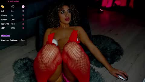 Snapshot of curlyanto chatting on 12.17.24 Antonia online show from 12.17.24