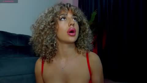 Snapshot of curlyanto chatting on 12.23.24 Antonia online show from 12.23.24