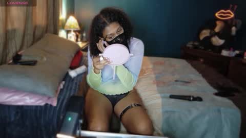 Snapshot of curlynony chatting on 11.07.25 Curlynony online show from 11.07.25