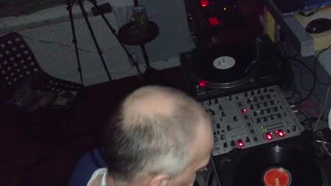 curvelover1977 online show from 02.01.26