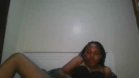 Snapshot of curvy520819 chatting on 11.14.25 curvy520819 online show from 11.14.25